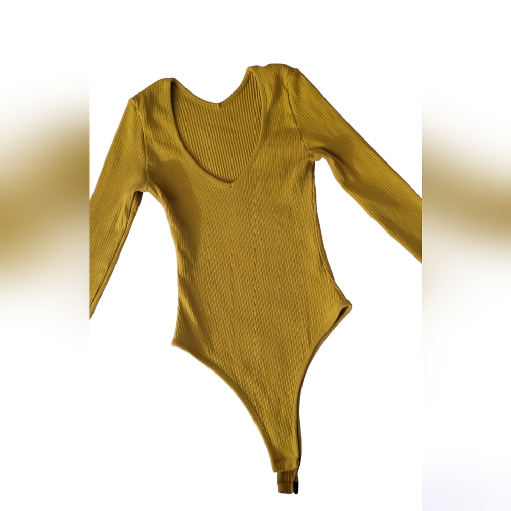 YELLOW RIBBED V NECK  BODYSUIT